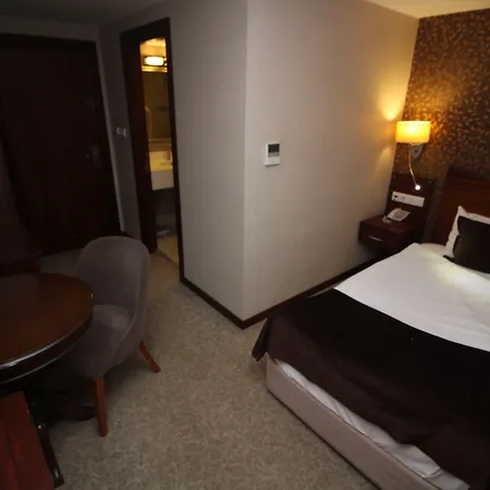 Vali Erdogan Hitit Hotel 2*