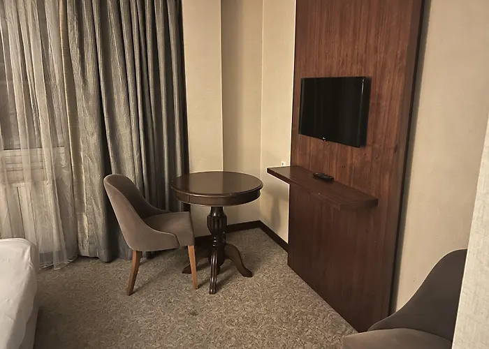 Vali Erdogan Hitit Hotel